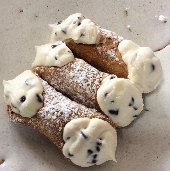 Order Cannolis food online from Paisanos Pizza and Pasta store, Hermosa Beach on bringmethat.com