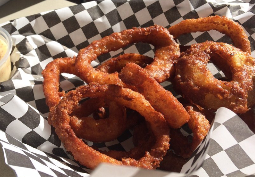 Order Jumbo Onion Rings food online from Uncle Af's store, Agoura Hills on bringmethat.com