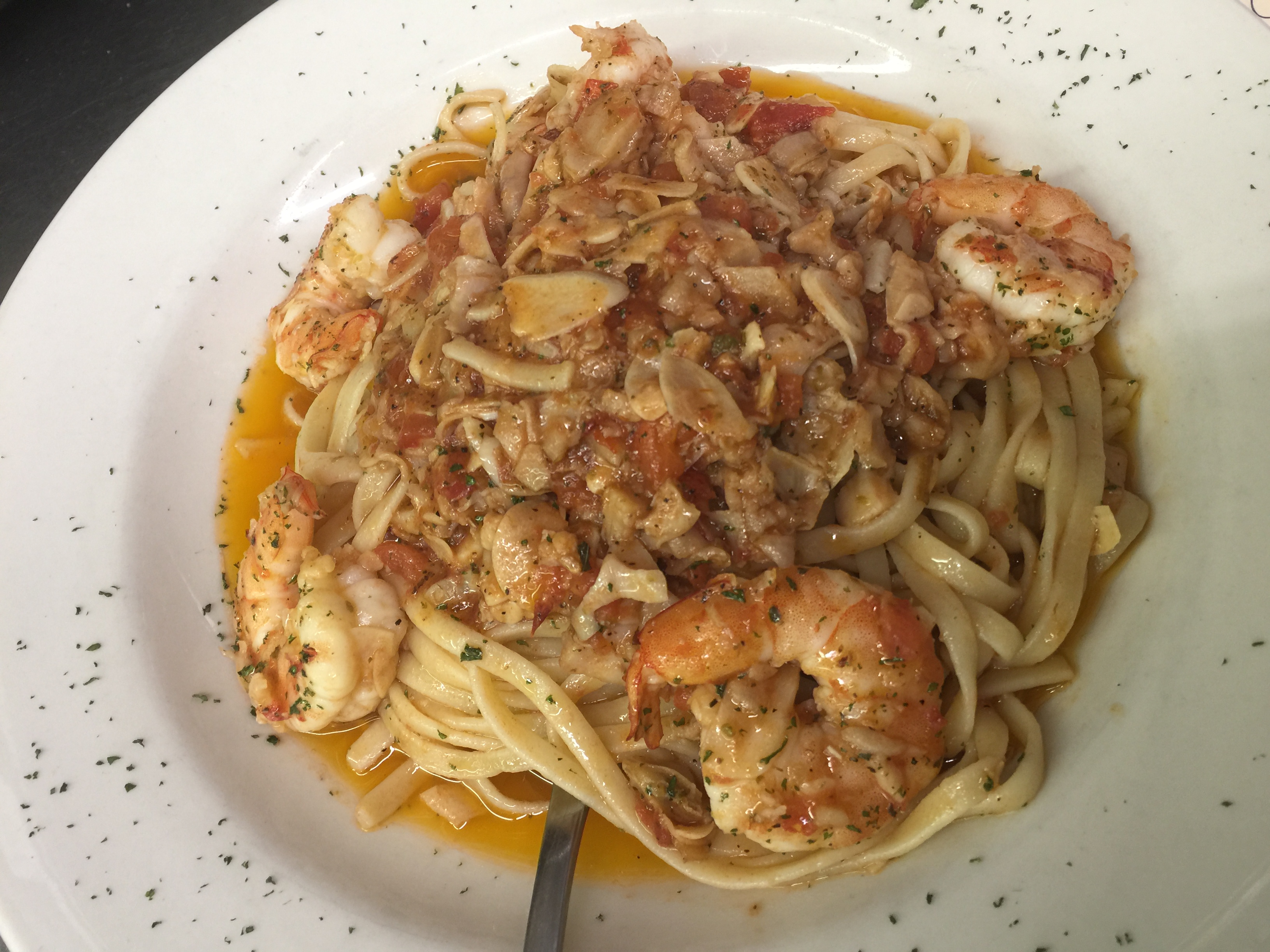 Order Linguine Marechiaro Dinner food online from Cafe Z store, Union on bringmethat.com