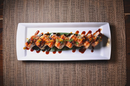 Order Baked Yellowtail Roll food online from Zono Sushi store, Glendale on bringmethat.com