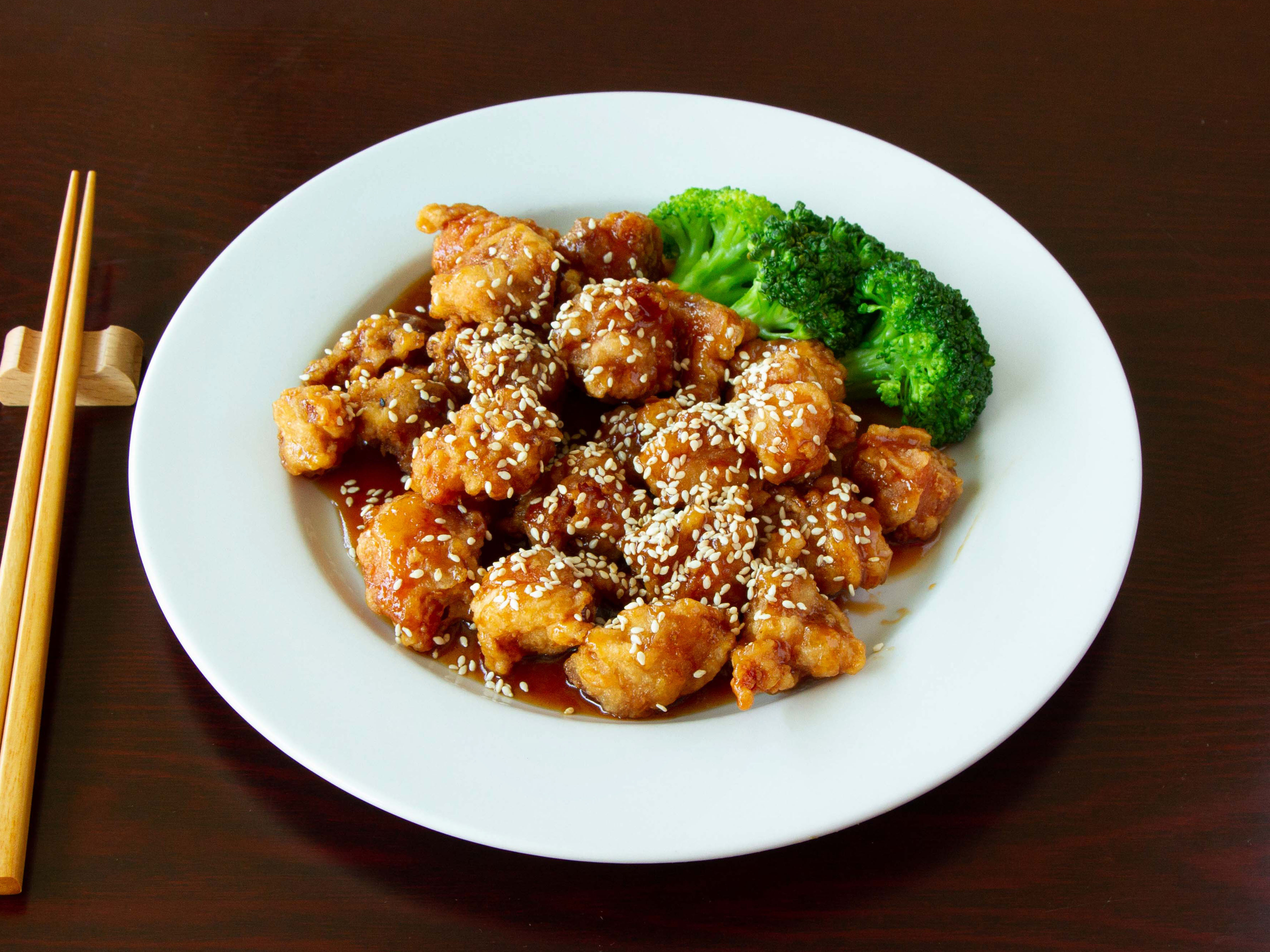 Order 135. Sesame Chicken food online from Green Peapod store, Watertown on bringmethat.com