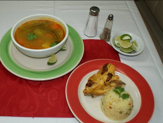 Order Sopa de Gallina food online from El Salvador Restaurant store, Baltimore on bringmethat.com