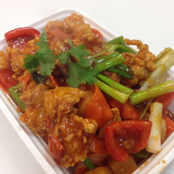 Order Chicken Sweet and Sour Sauce food online from Chok Dee Thai Kitchen store, Norwood on bringmethat.com