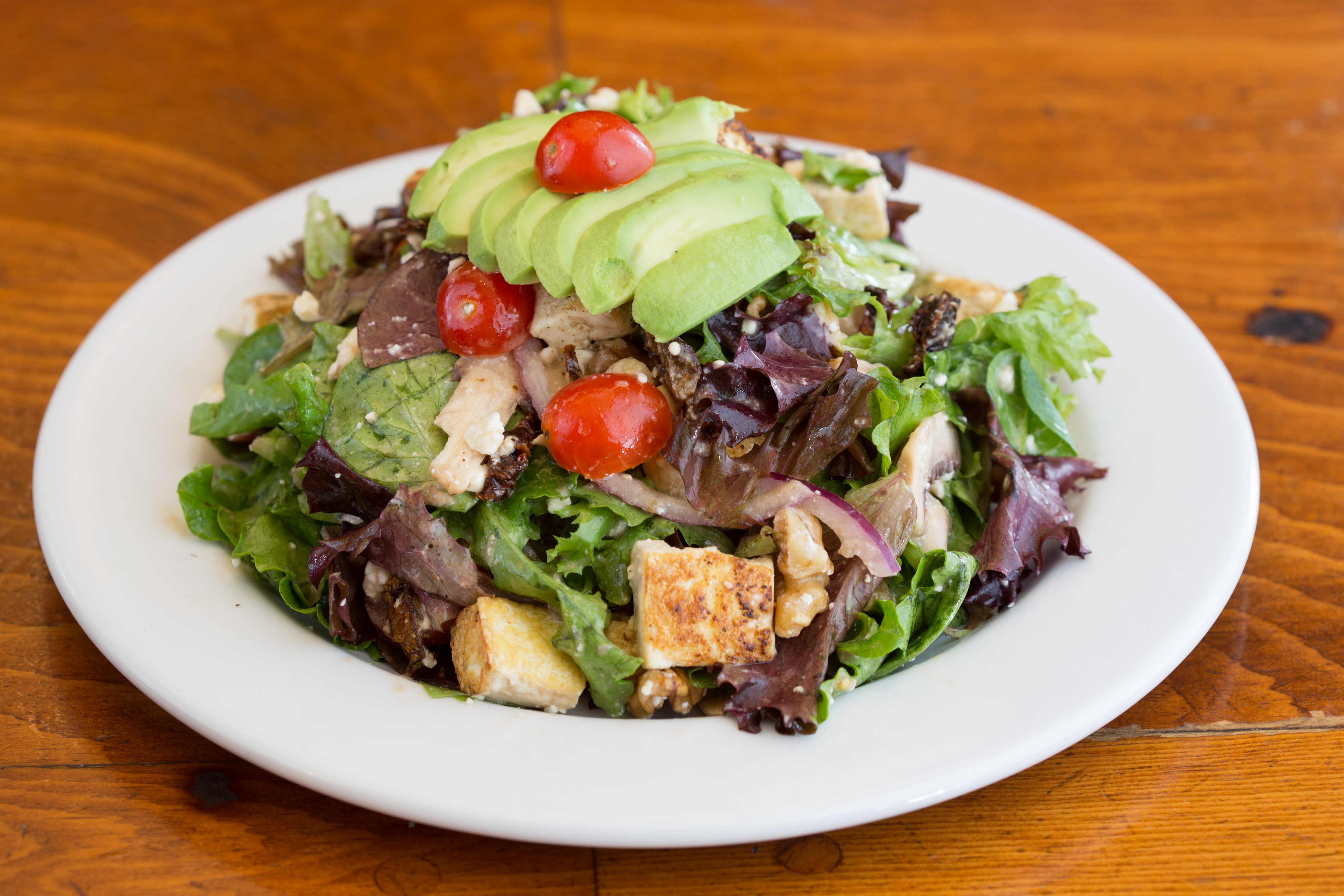 Order Palm Deluxe Salad food online from Pork Store Cafe Valencia 312216th store, San Francisco on bringmethat.com
