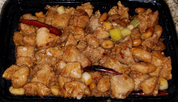 Order 30. Kung Pao Chicken food online from Golden Wall Restaurant store, La Mirada on bringmethat.com