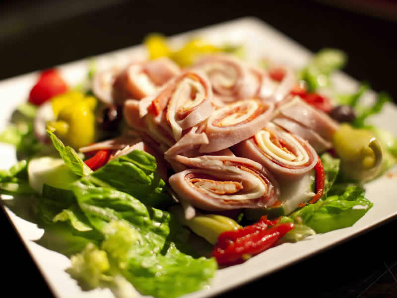 Order Antipasto Salad food online from Pizzeria Valdiano store, Orlando on bringmethat.com