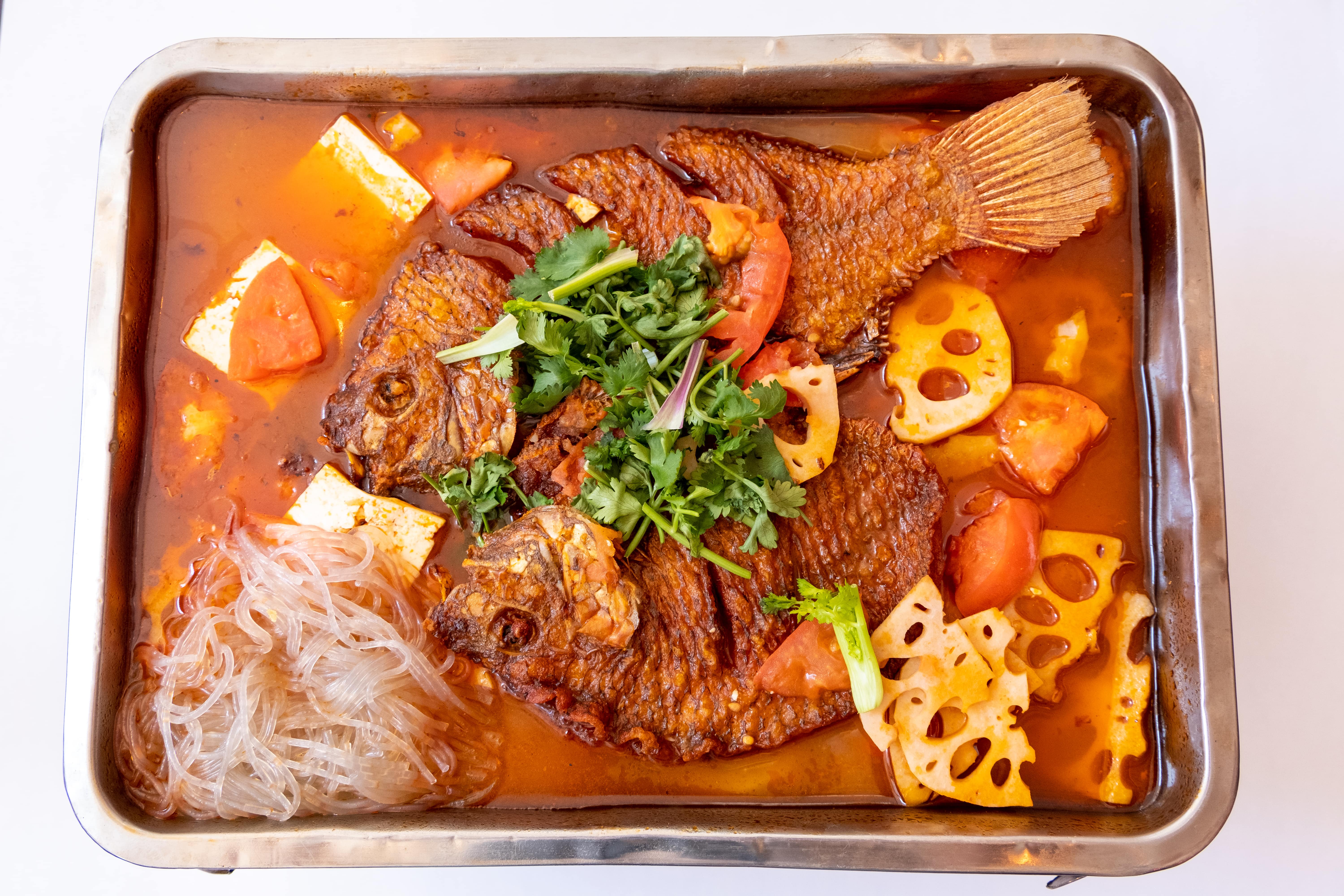 Order Baked Whole Fish in Tomato Soup 蕃茄酸湯烤魚 food online from Ollie's Sichuan store, New York on bringmethat.com