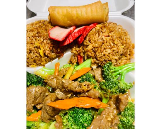 Order 套芥兰牛D14Beef with Broccoli food online from Chopsticks store, Kent on bringmethat.com