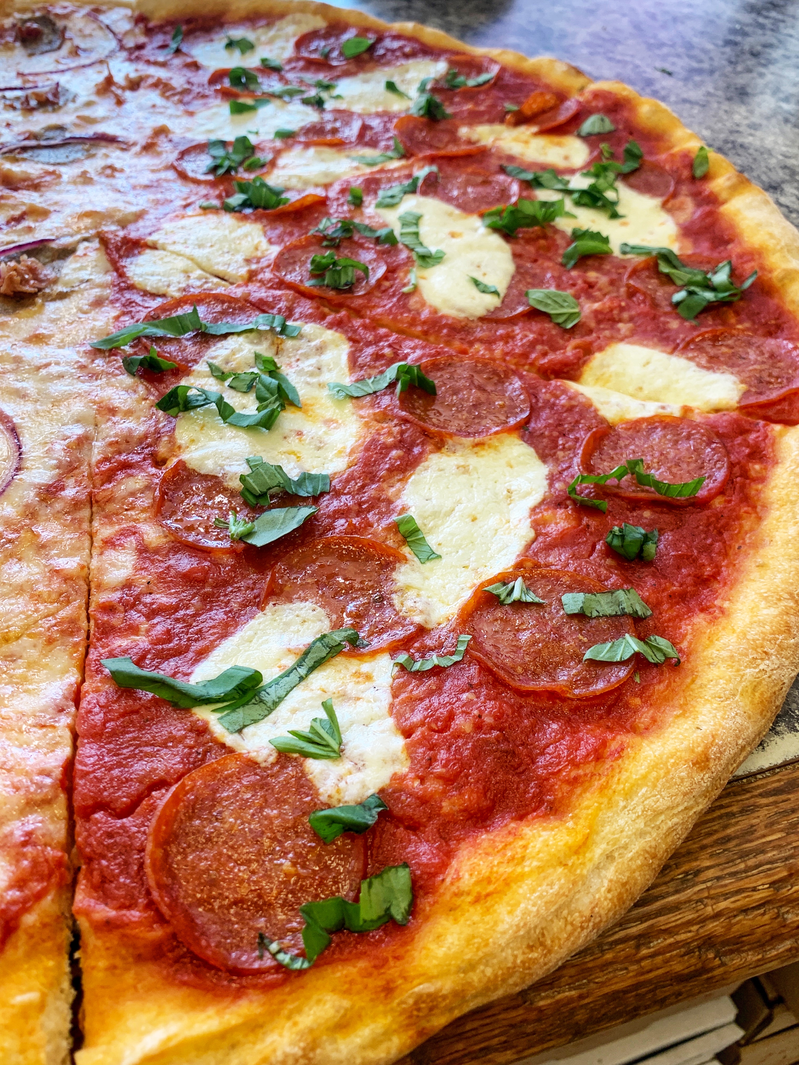 Order Margherita Pizza food online from Lil Dom Pizzeria store, Doylestown on bringmethat.com