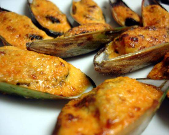 Order Baked Mussel food online from Four Seasons Buffet store, Cerritos on bringmethat.com