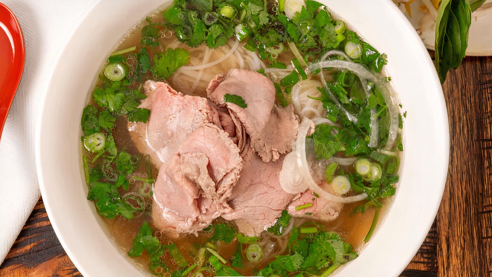 Order 13. Phở Tái Nạm food online from Pho Golden Xpress store, Woodbridge on bringmethat.com