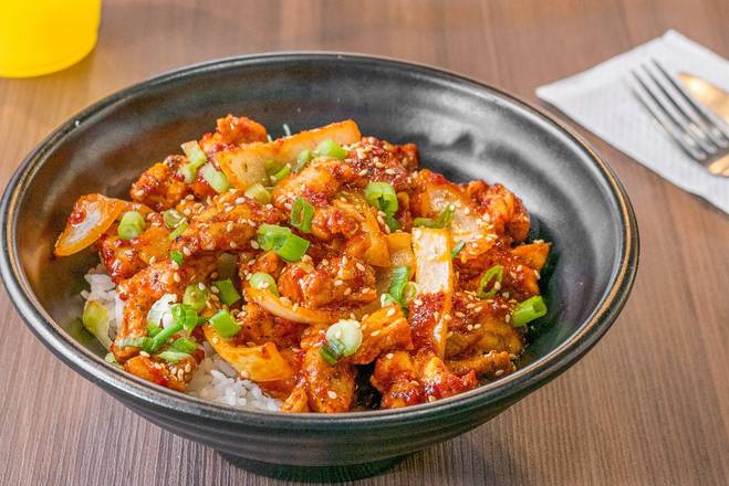 Order Spicy Chicken Bowl food online from Krave store, Atlanta on bringmethat.com