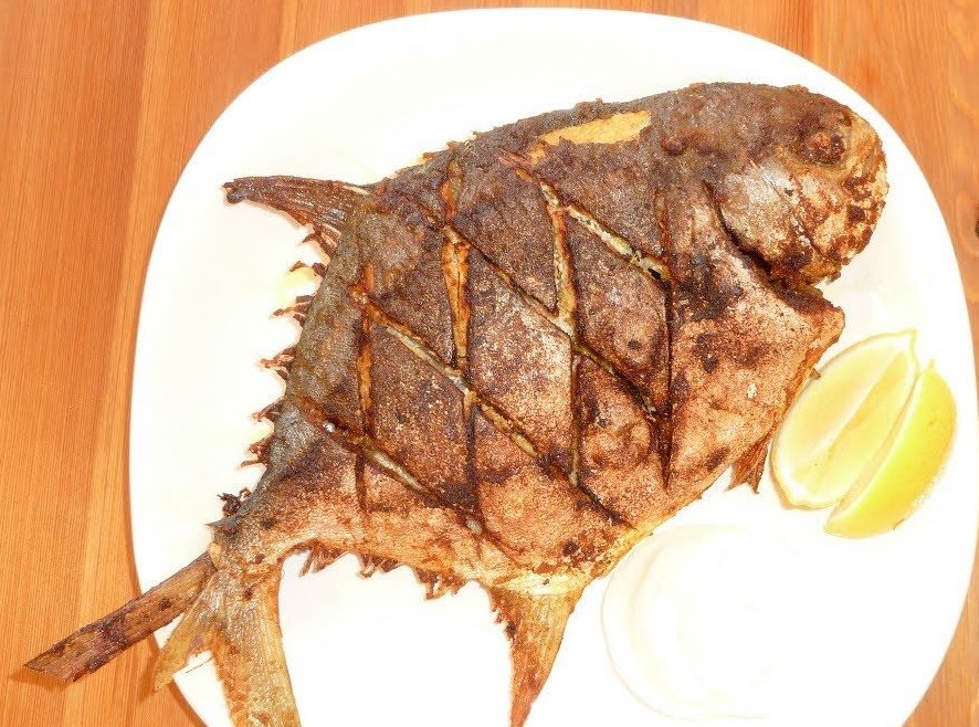 Order Big Whole Pomfret Fish Fry with Fries food online from Biryani Pointe store, Lombard on bringmethat.com