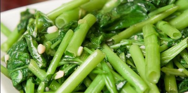 Order V4. Water Spinach with Garlic Sauce food online from Secret Recipe Asian Bistro store, Plano on bringmethat.com