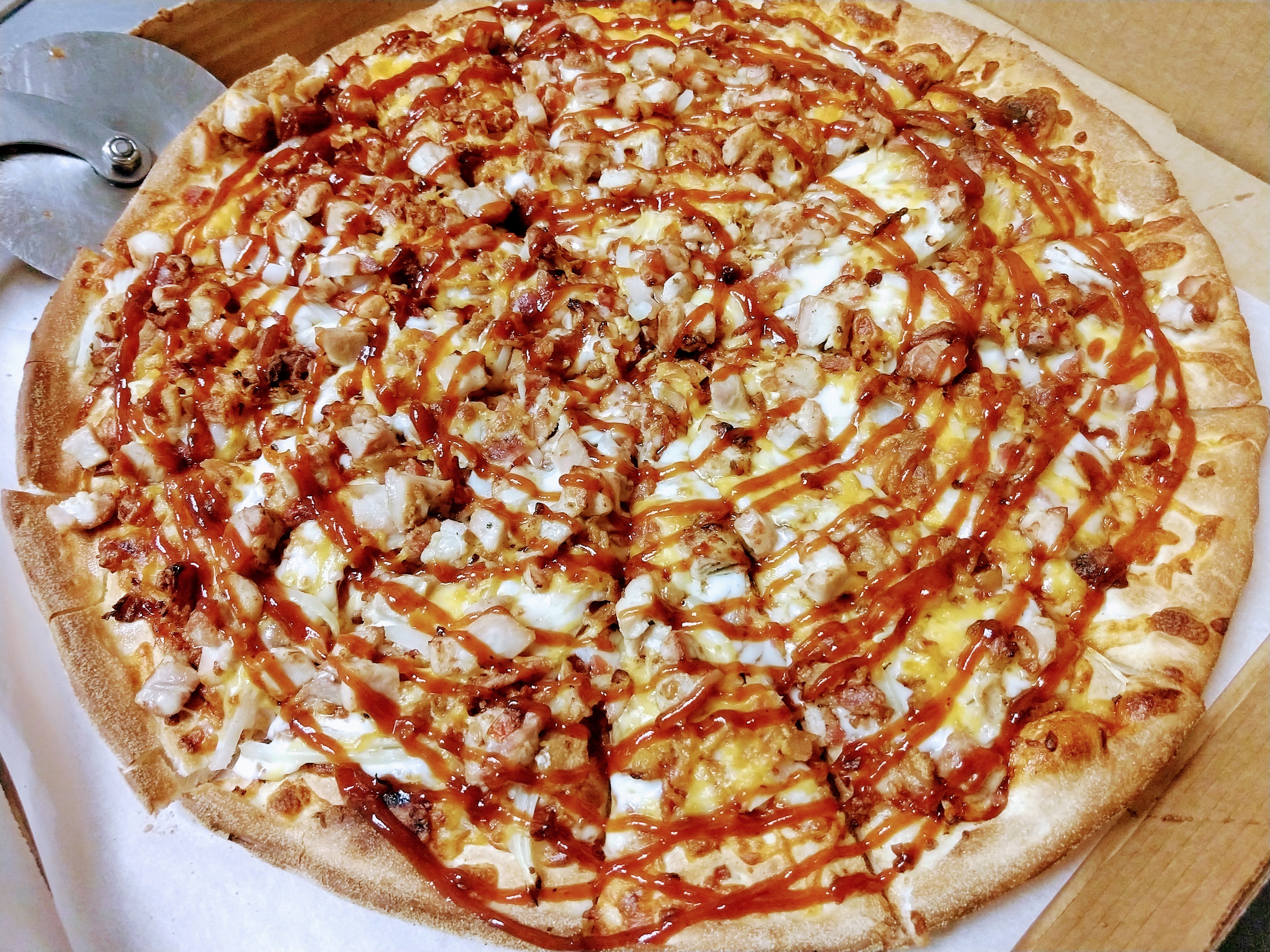 Order 10" 6 Piece Pizza Deal food online from Best Pizza & Sandwiches store, Willoughby on bringmethat.com