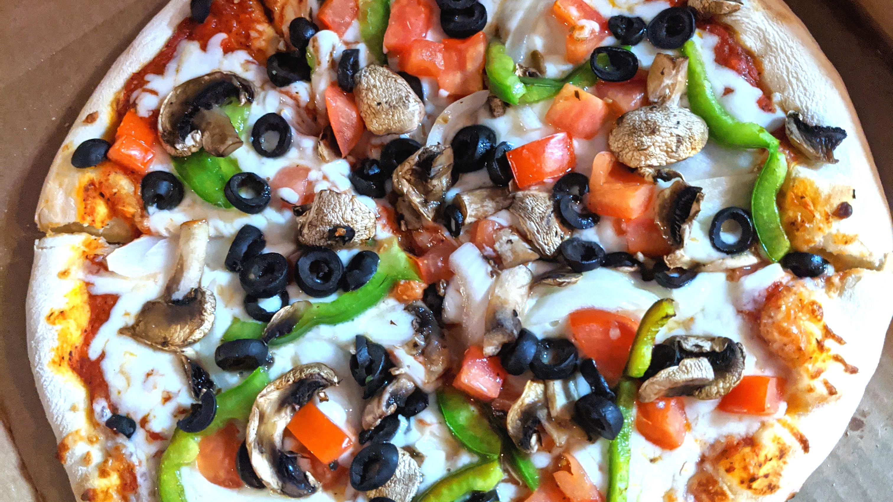 Order Veggie Pizza food online from Hillcrest Restaurant And Taphouse store, Antioch on bringmethat.com