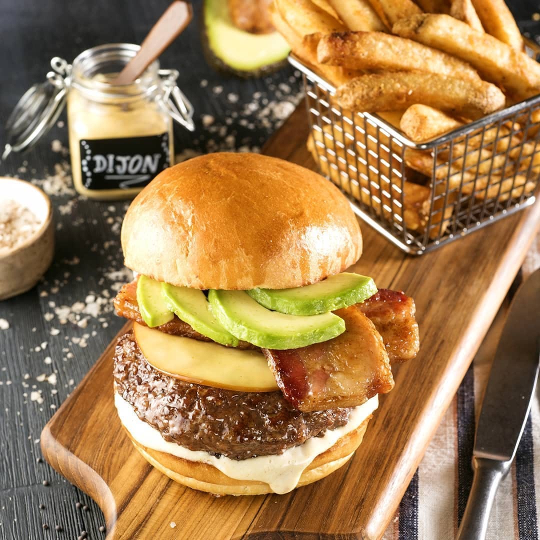 Order Bacon Prime Burger - 1/2 Lb. food online from Pats Select Pizza | Grill store, Gloucester on bringmethat.com