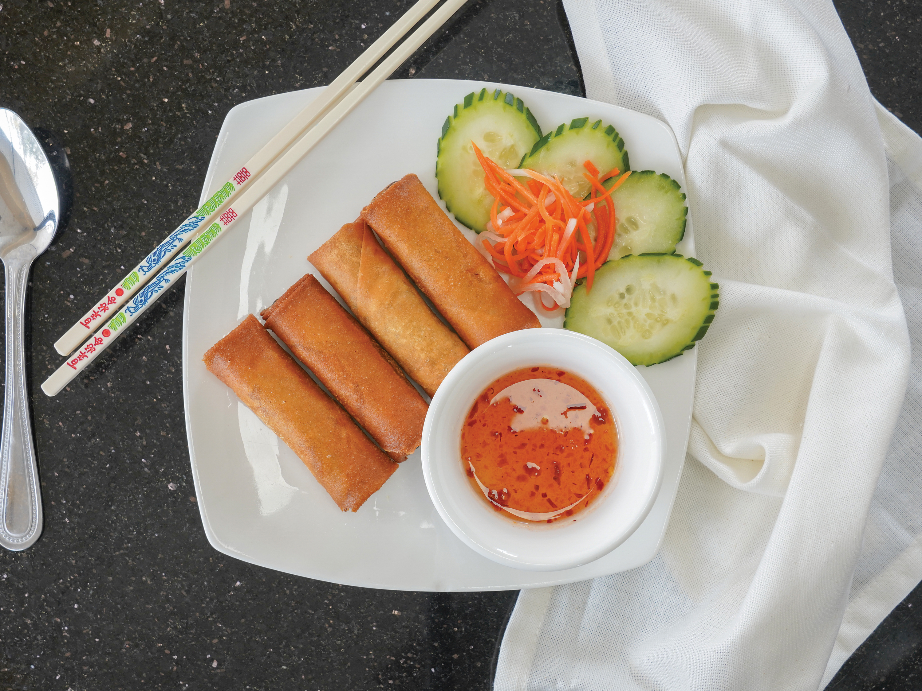 Order 4 Piece Egg Roll food online from Pho Fresno store, Fresno on bringmethat.com