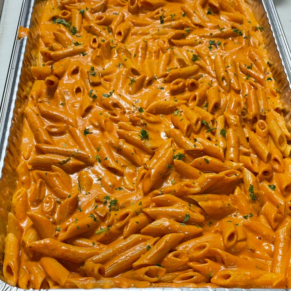 Order Chicken Penne Vodka Catering - Half Tray food online from Davila's Pizza & Restaurant store, Hackettstown on bringmethat.com