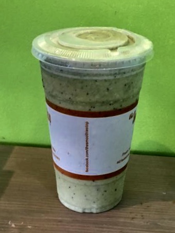 Order Mint and Chip Smoothie food online from The Smoothie Stop store, La Canada Flintridge on bringmethat.com