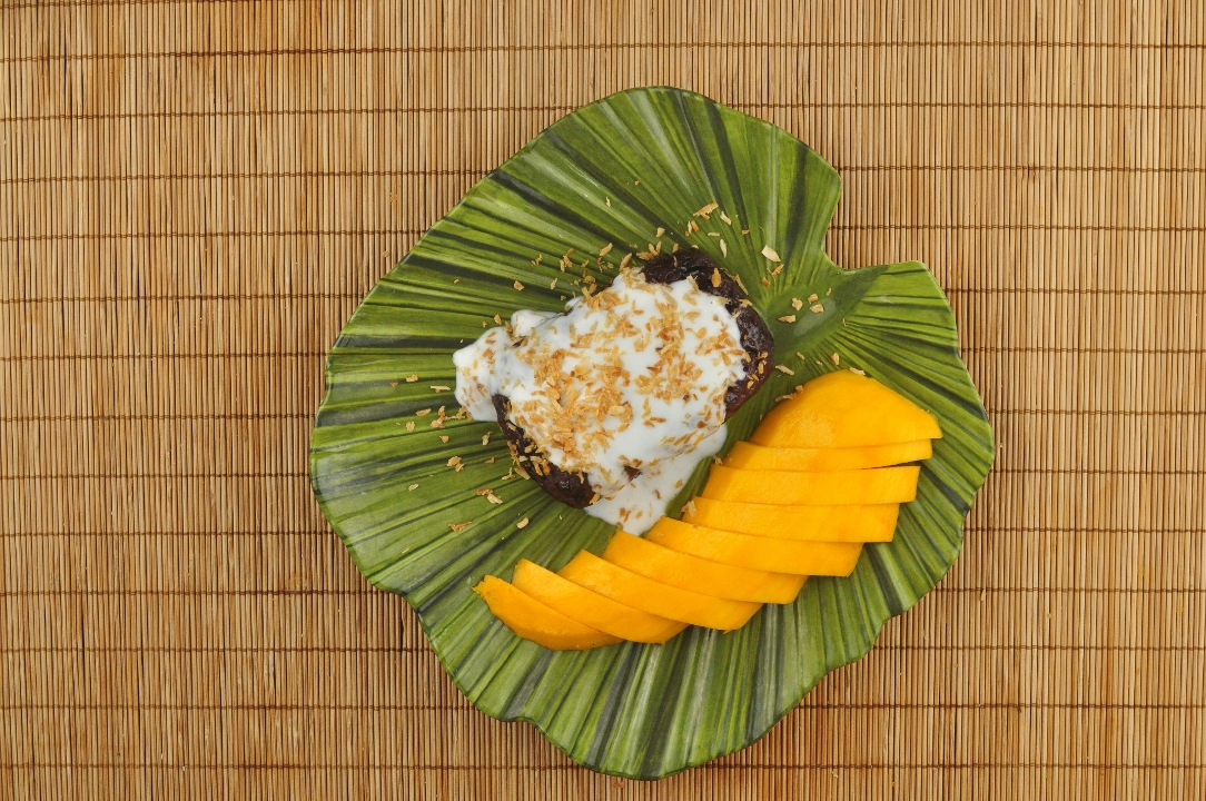 Order Mango with Sticky Rice food online from Pacific Thai Santa Cruz store, Santa Cruz on bringmethat.com