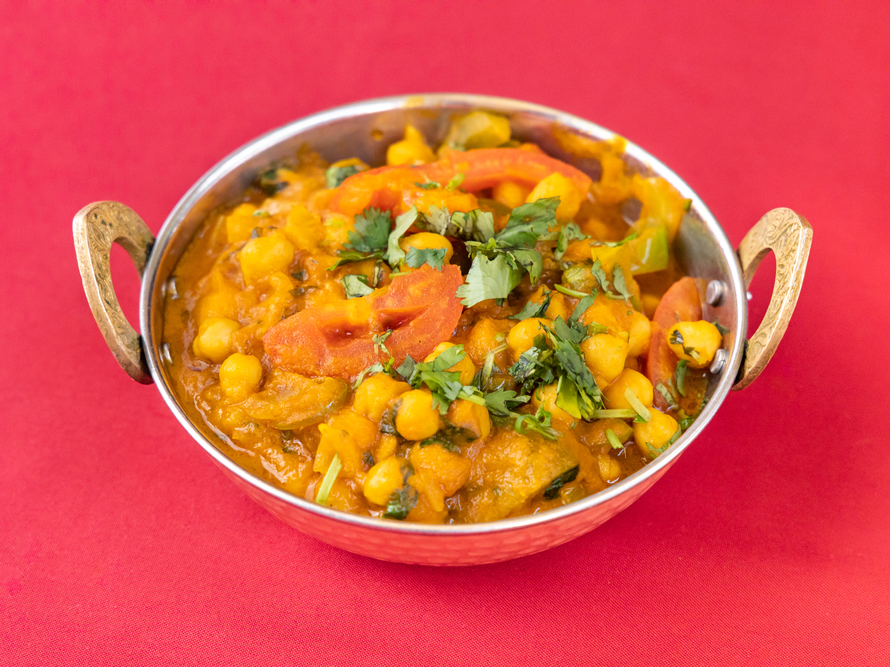 Order Chana Bhuna food online from Lal Mirch Indian Restaurant store, Agoura Hills on bringmethat.com