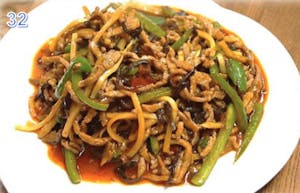 Order 32. Shredded Pork with Garlic Sauce 魚香肉丝 food online from Lan House store, Lincoln on bringmethat.com