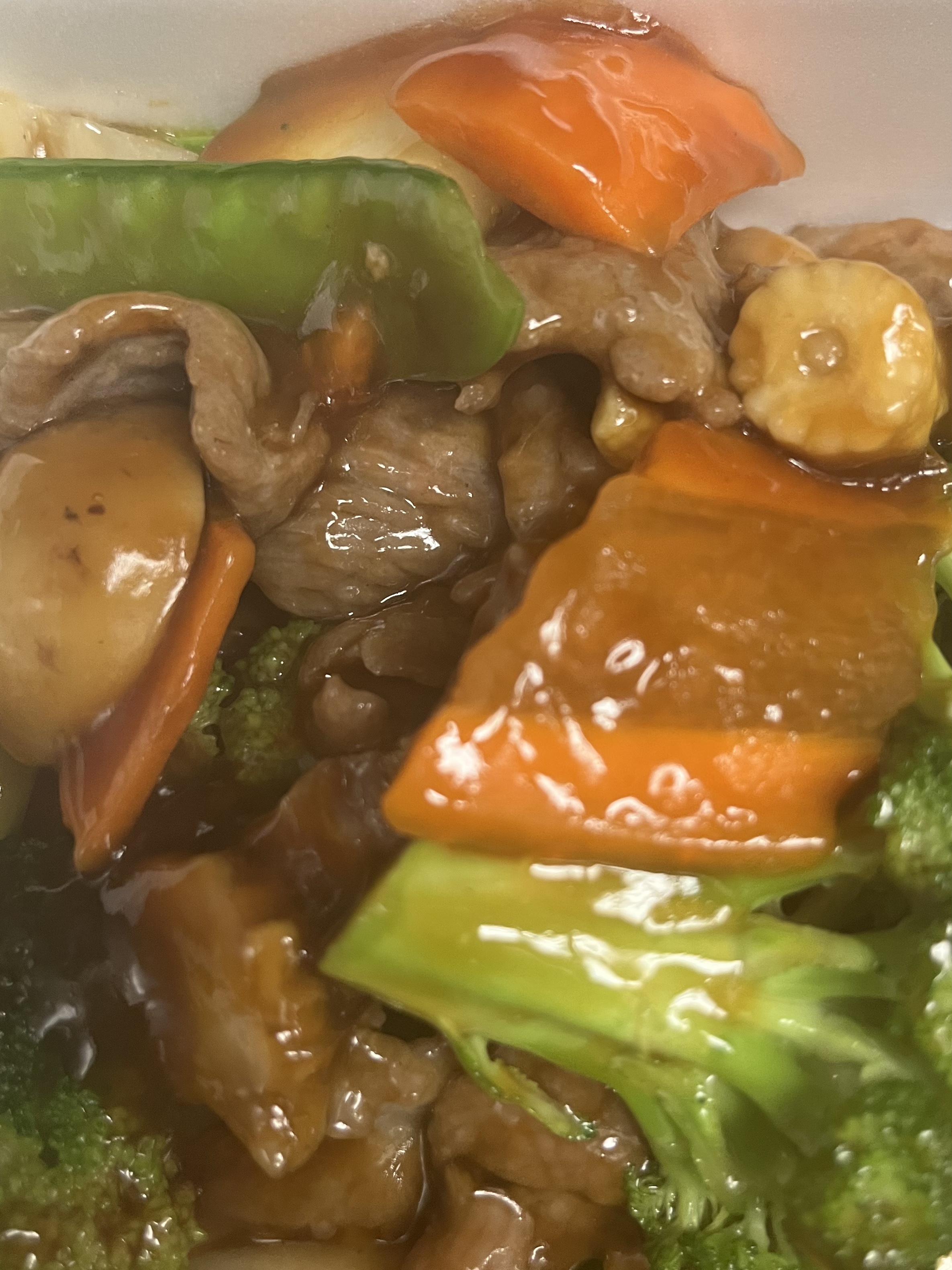 Order 86. Beef with Mixed Vegetable food online from China One store, Wilmington on bringmethat.com