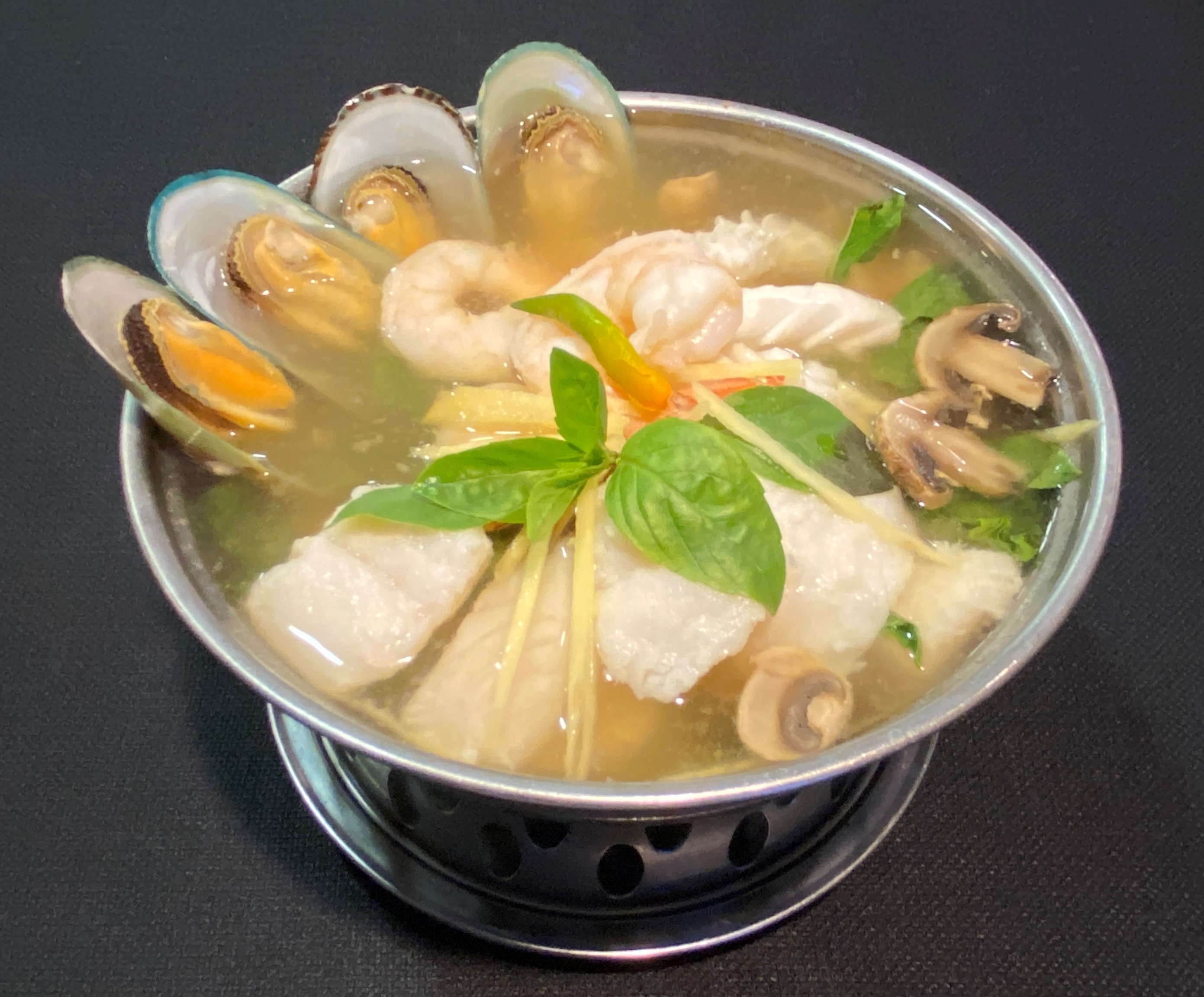 Order * Po - Tak Soup * food online from Signature Thai Cuisine store, La Mesa on bringmethat.com