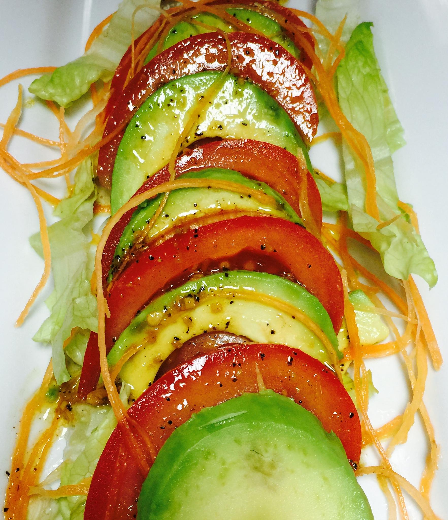 Order Avocado Salad food online from Pho-Shi Restaurant store, Fort Wayne on bringmethat.com