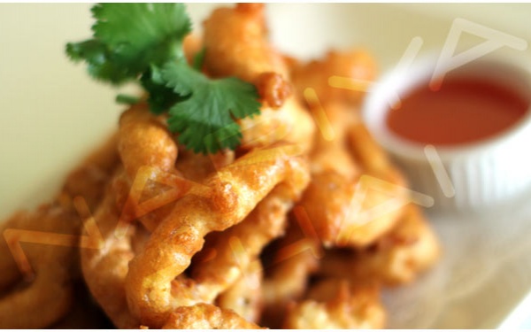 Order Fried Calamari food online from Narai Thai Cuisine store, Downey on bringmethat.com