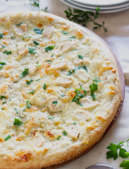 Order Chicken Alfredo Pizza food online from Mancinos Pizza and Grinders of Taylor store, Taylor on bringmethat.com