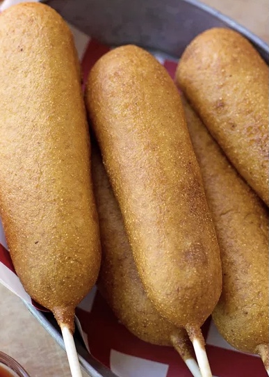 Order THREE Jumbo Corn Dogs food online from Sunoco Midwest Clean Fuel store, Crawfordsville on bringmethat.com
