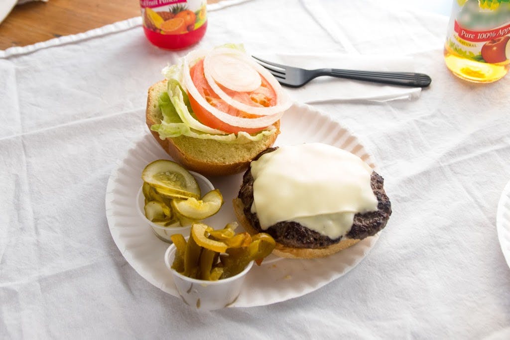 Order Cheeseburger - Burger food online from Evans Pizza Restaurant Bar store, Philadelphia on bringmethat.com