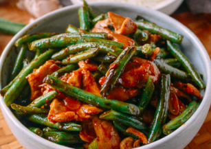 Order Chicken with String Beans food online from Hai Sing Chinese Restaurant store, Yonkers on bringmethat.com