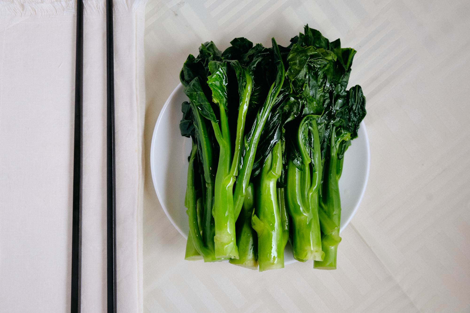 Order Chinese Broccoli with Oyster Sauce 白灼芥藍  food online from Full House Seafood Restaurant store, Arcadia on bringmethat.com
