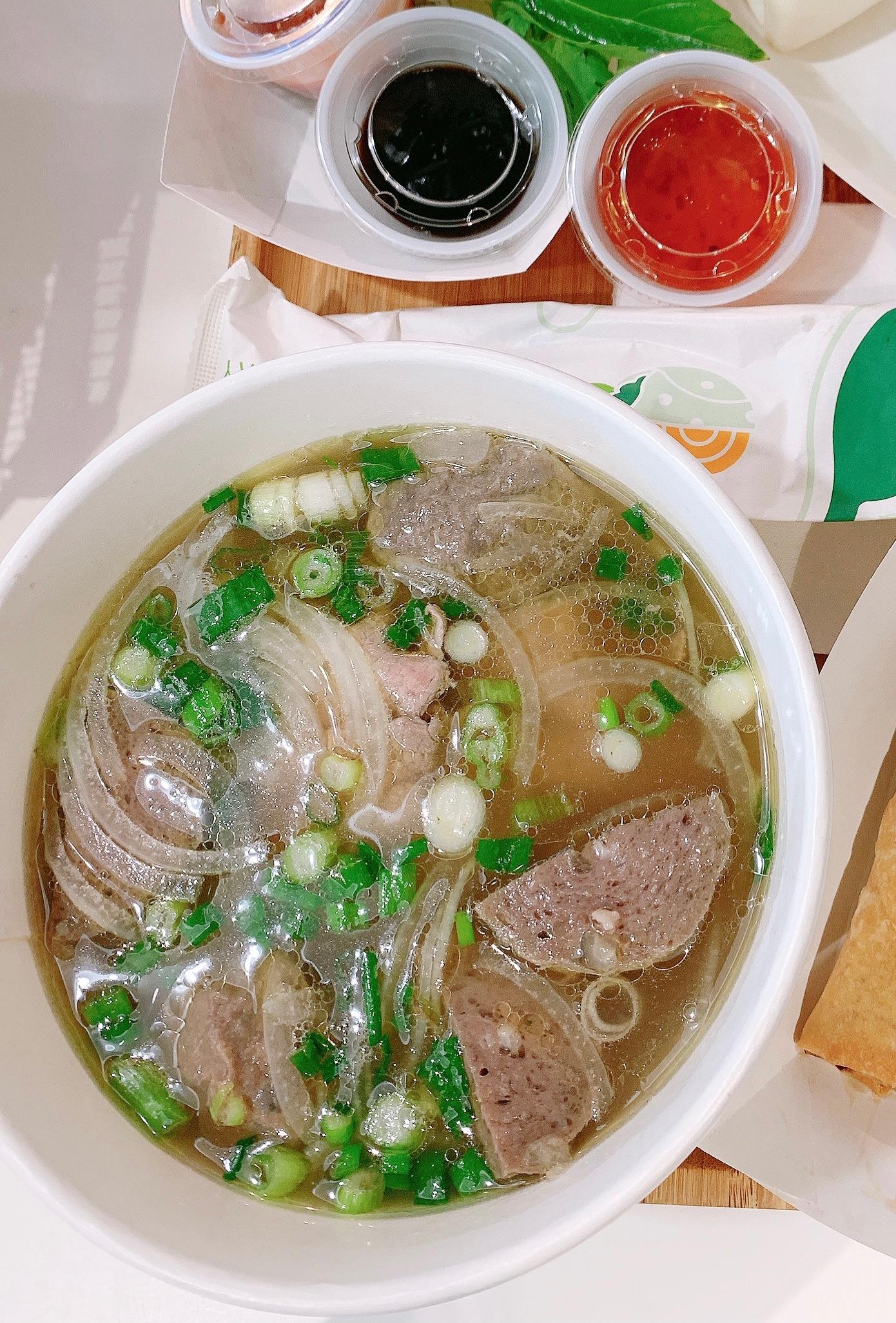 Order Pho Tai Bo Vien/ Rare Filet & Meatballs Pho food online from Itsawrap store, Morrisville on bringmethat.com