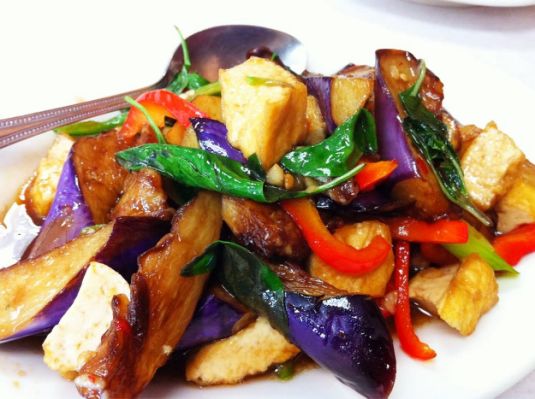 Order 34. Spicy Eggplant food online from Mekong Lao Thai Cuisine store, San Diego on bringmethat.com