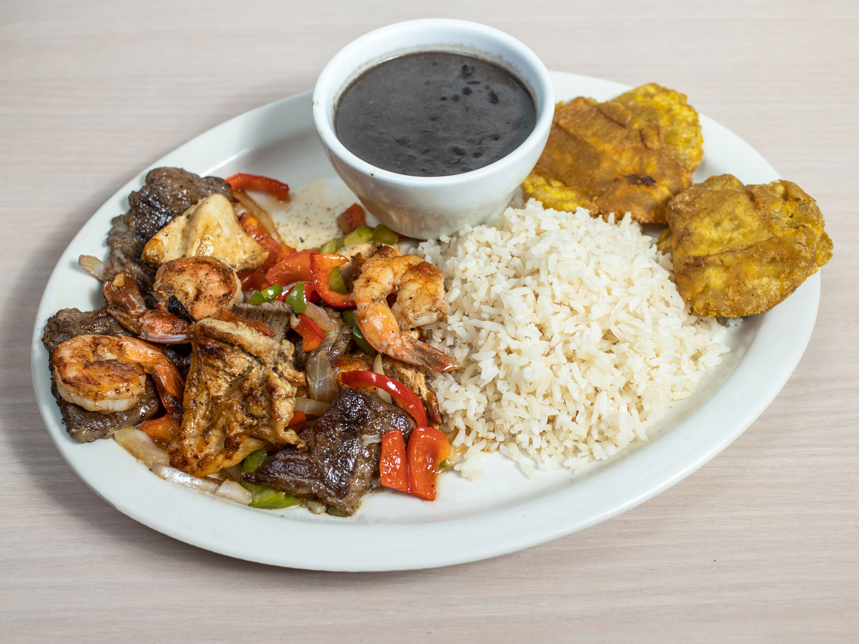 Order Texas Combo Lunch food online from Colombian Cuisine store, Houston on bringmethat.com