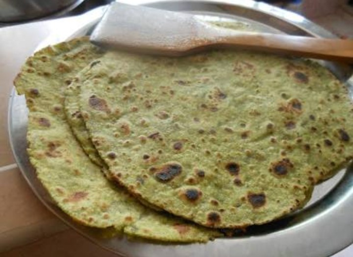 Order Spinach Paratha food online from Indian Kitchen Lovash store, Philadelphia on bringmethat.com