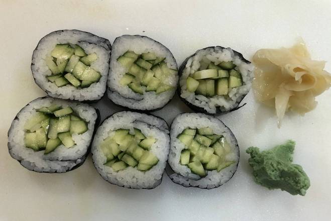 Order Cucumber Roll food online from Sushi Go store, Anna on bringmethat.com