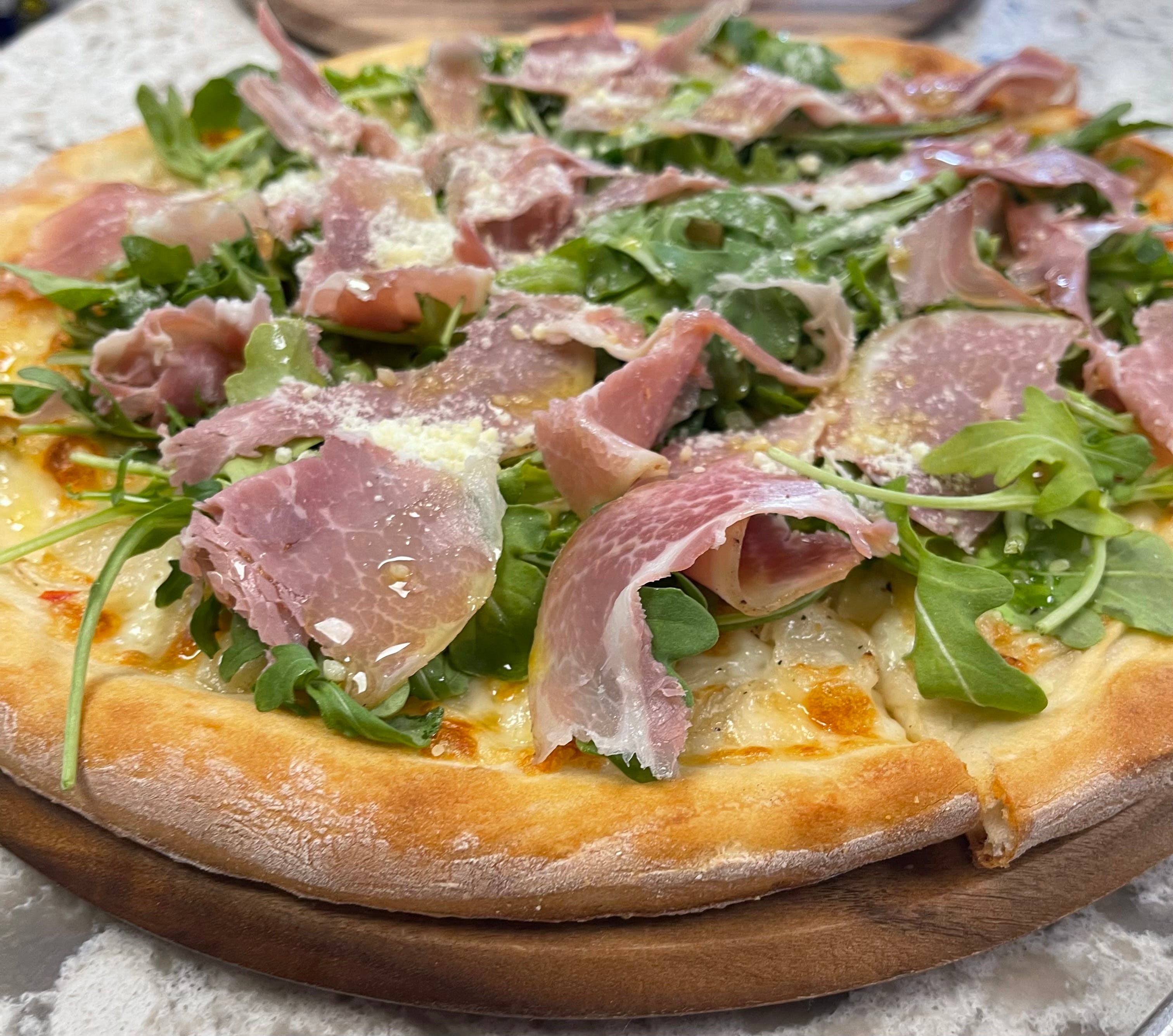 Order Prosciutto & Arugula Pizza - Personal 12'' food online from Amici Pizza store, Peekskill on bringmethat.com