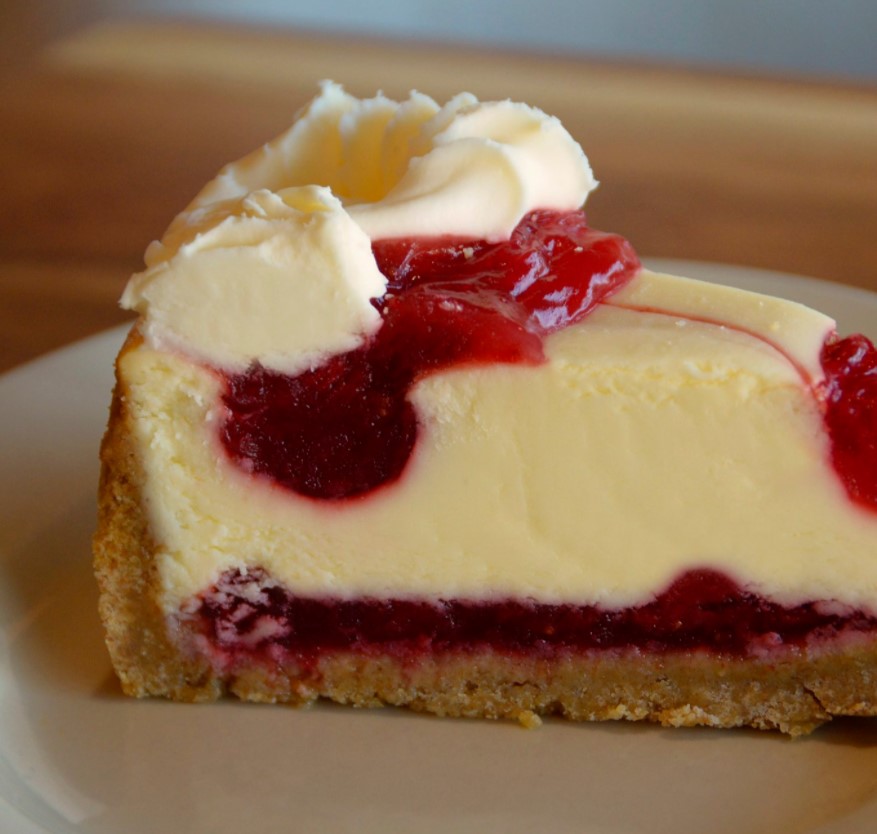 Order Cheesecake food online from Carini Italian Restaurant store, Colonial Heights on bringmethat.com