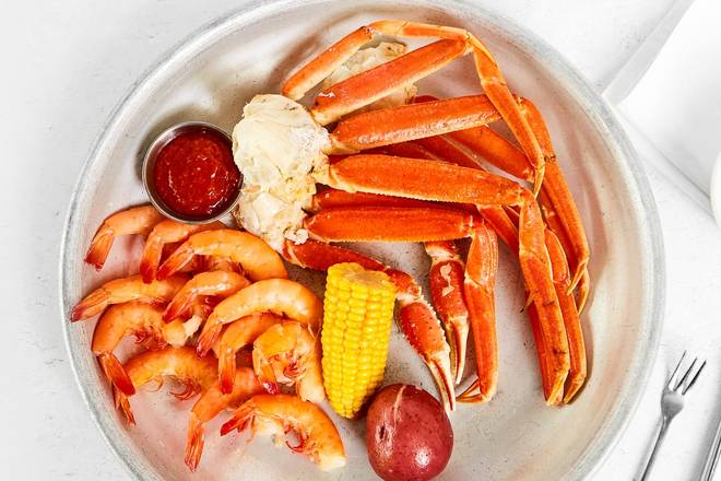 Order Snow Crab & Shrimp Boil food online from Fish City Grill store, Houston on bringmethat.com