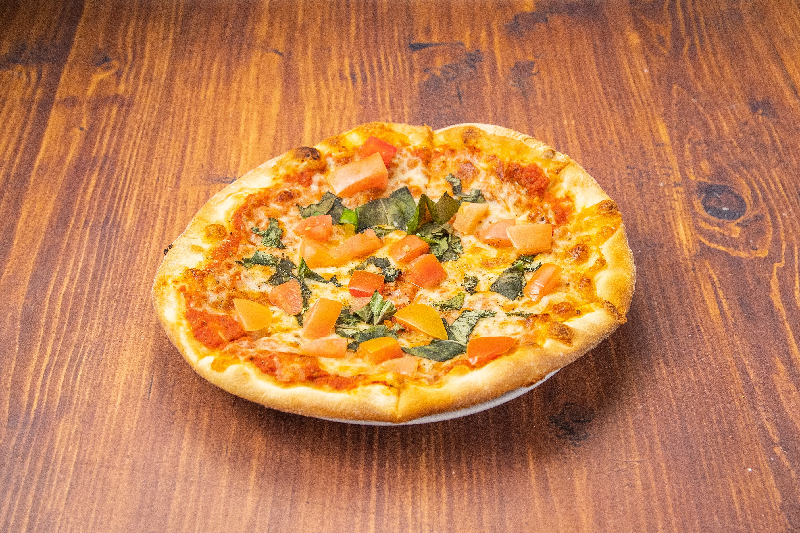 Order Margherita Pizza food online from E Che Pizza store, Los Angeles on bringmethat.com