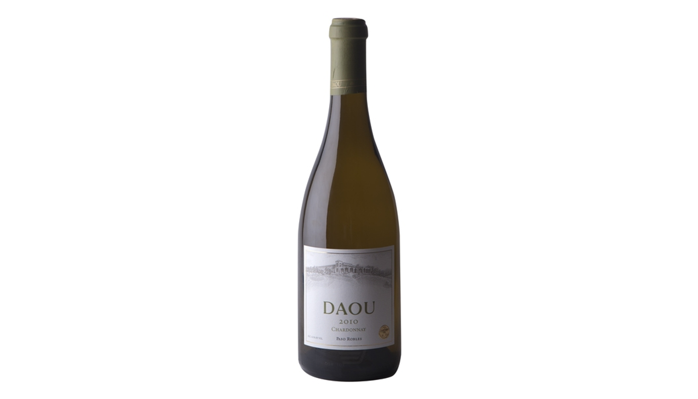 Order DAOU Paso Robles Chardonnay 750mL food online from Oceanview Liquor store, Hermosa Beach on bringmethat.com