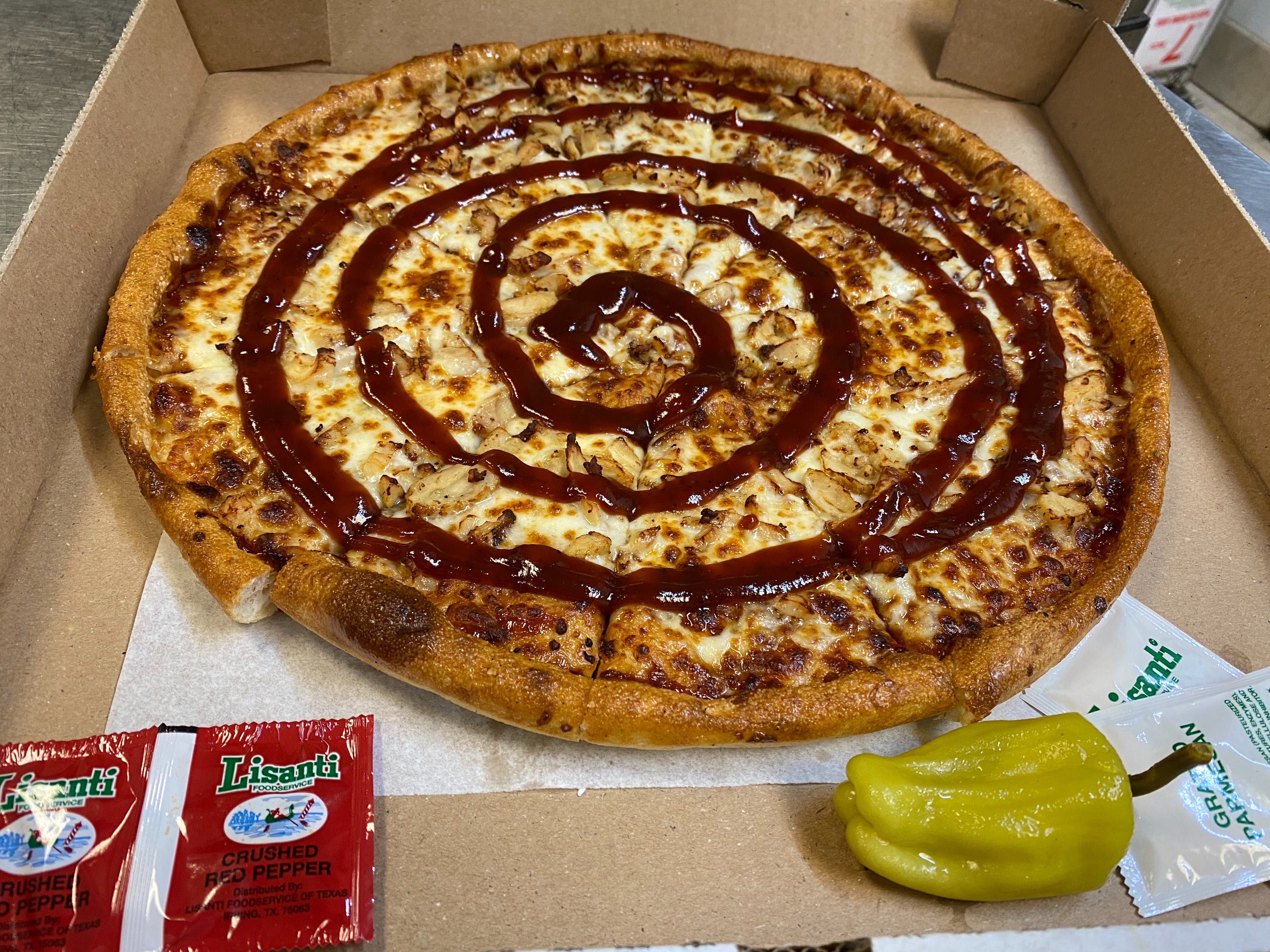 Order BBQ Chicken Pizza - Small 10'' (6 Slices) food online from Milano's Pizza store, Overton on bringmethat.com