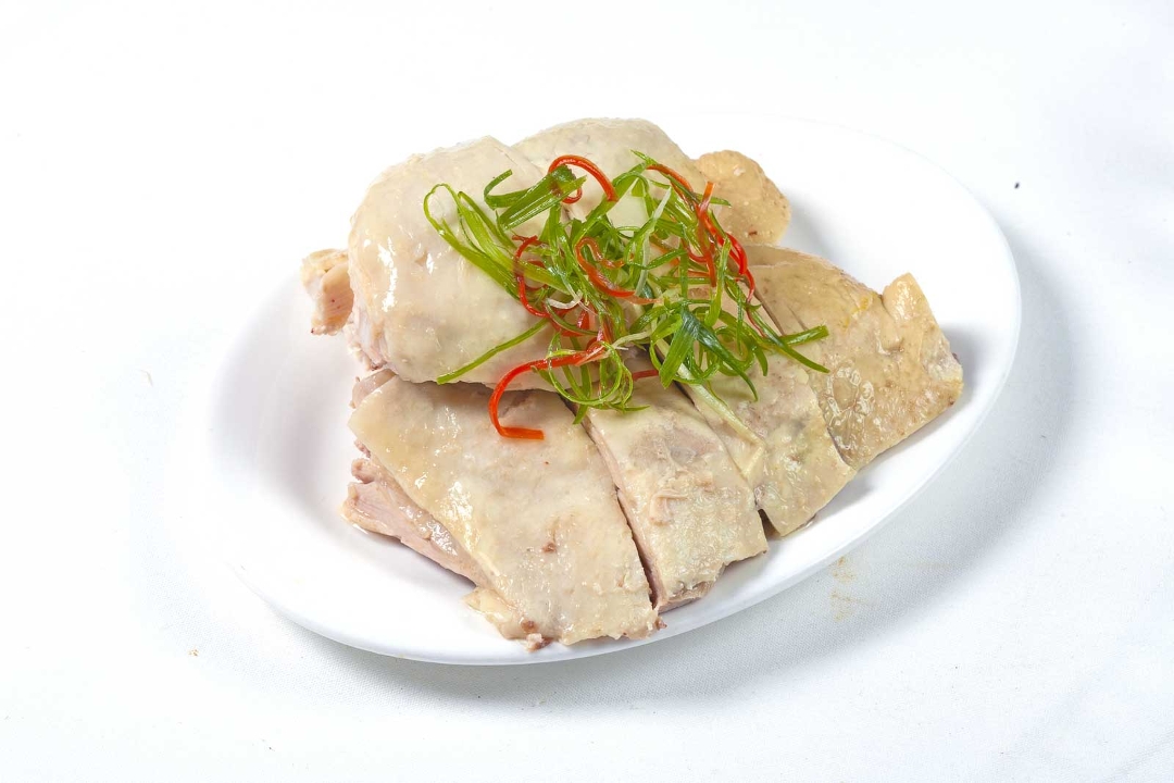 Order Poached Chicken w/ Ginger and Green Onion (1/4) 白切雞 food online from Furama store, Chicago on bringmethat.com