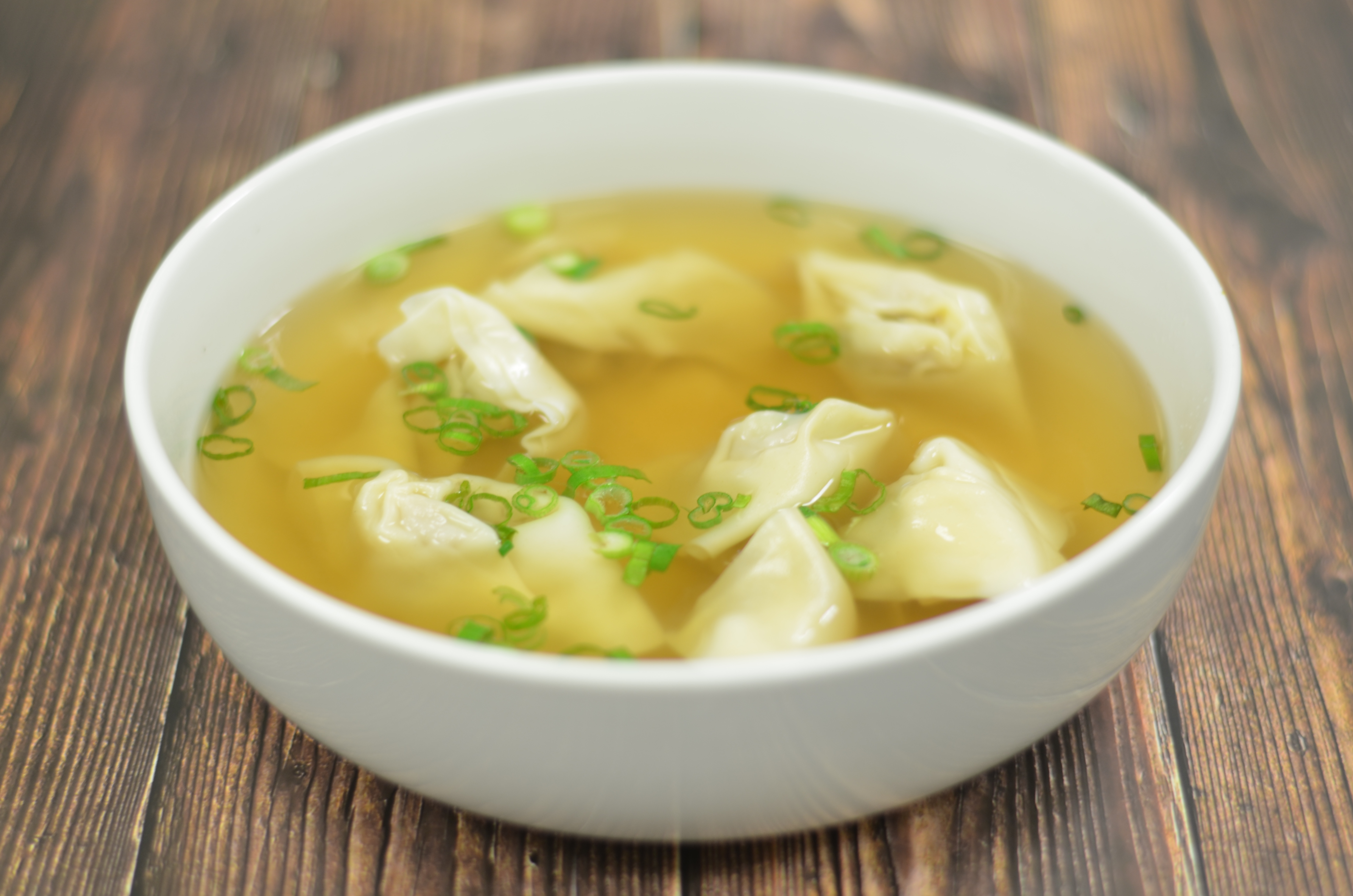 Order Wonton Soup food online from Yumi Cafe store, Richmond on bringmethat.com