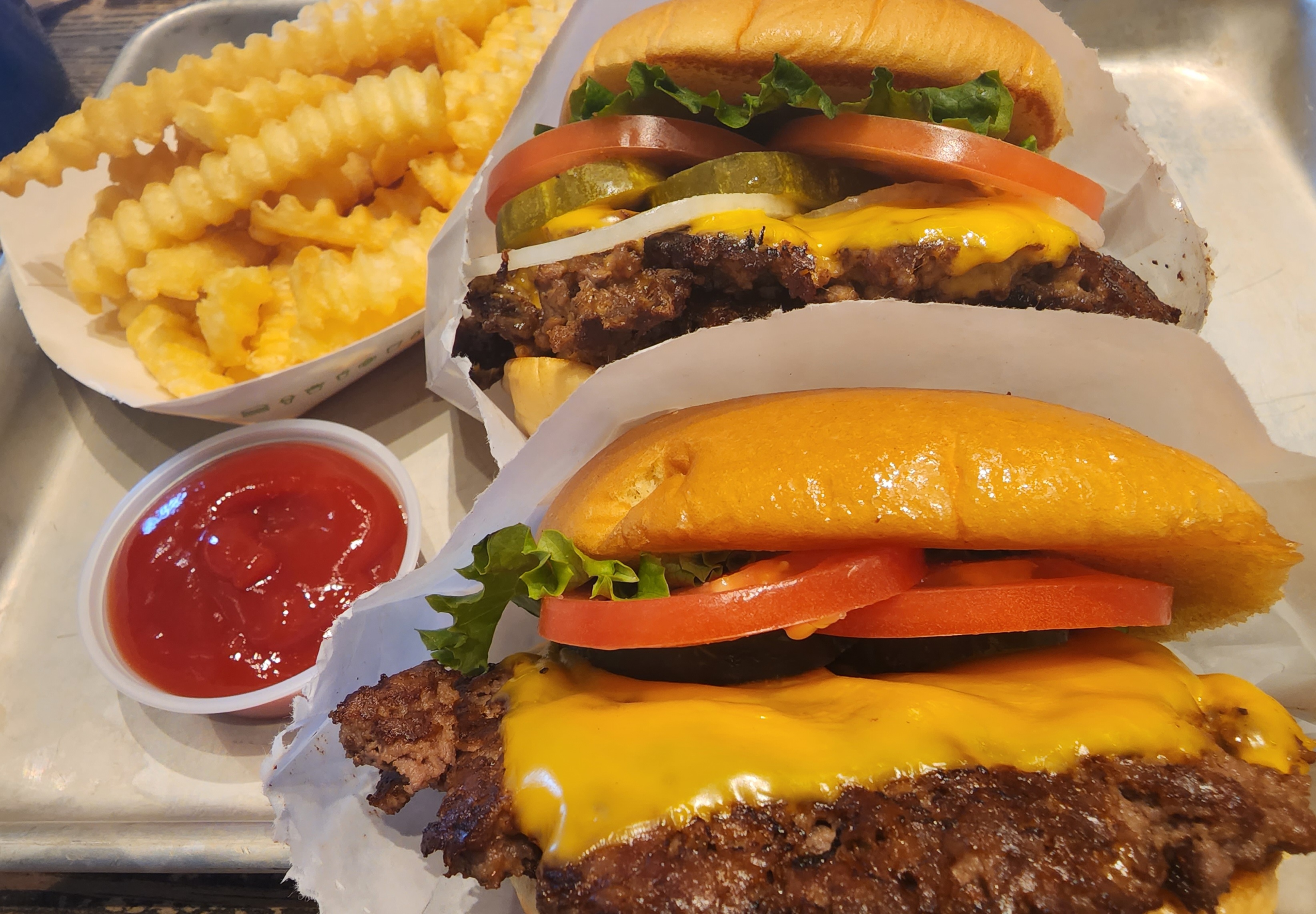 Order cheese burger food online from El Mexireno store, Oxon Hill on bringmethat.com